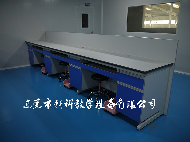 <a href='http://www.1860com.cn/products/64-1.html' target='1' style='font-size:18px; font-weight:bold; color:#000000;'>實(shí)驗(yàn)室邊臺(tái)</a>案例